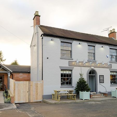 The Saracens Head Panzió Stafford Kültér fotó